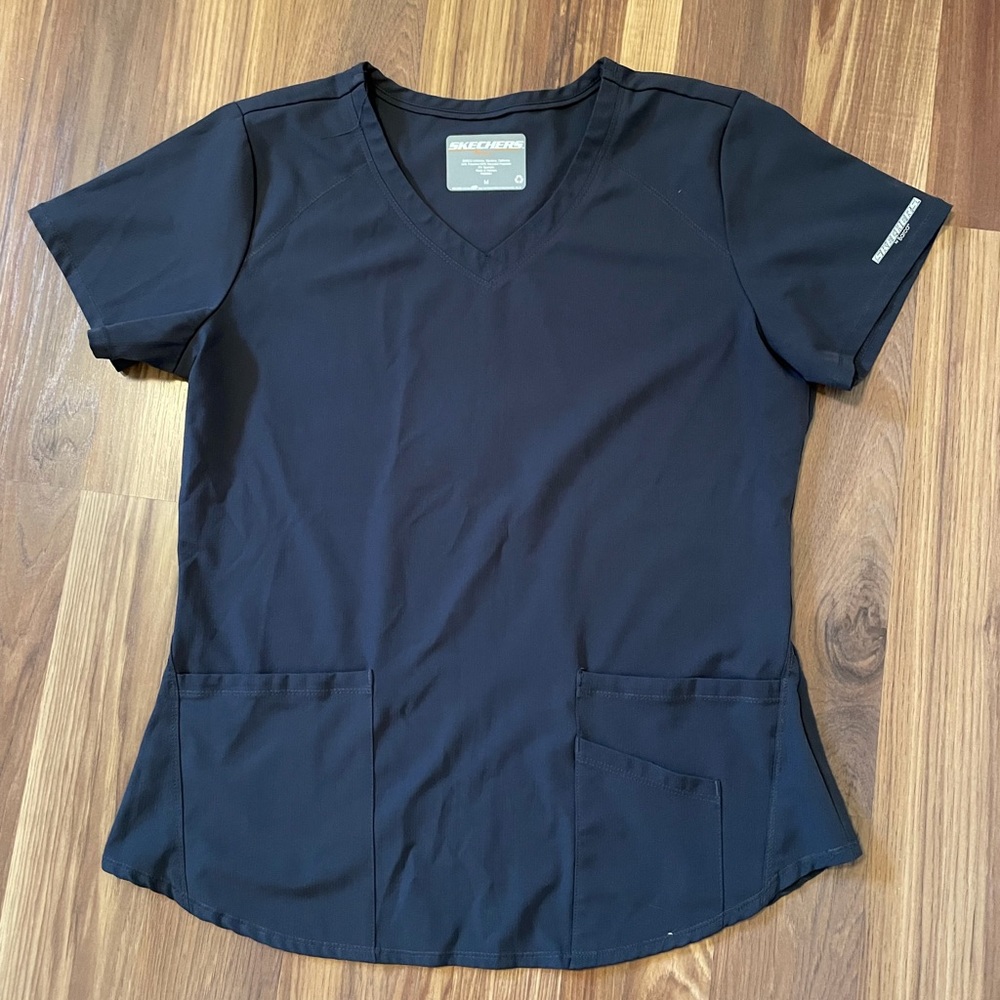 Women’s Scrub Set size M - Sketchers by Barco